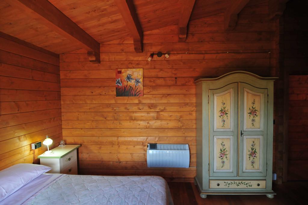 Bed and Breakfast Chalet Dei Parchi Saracinesco Номер фото